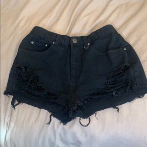 Pretty Little Thing | Black Distressed Jean Shorts